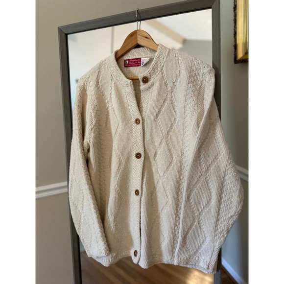 Binghamton Knitting Co. Inc. Sweaters - Women's Binghamton Knitting Co. Cardigan Size L Cream